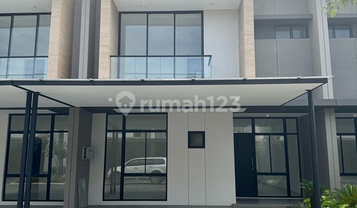 Rumah Pik 2 Villa Pasir Putih Brandnew Minimalis [8x20m]