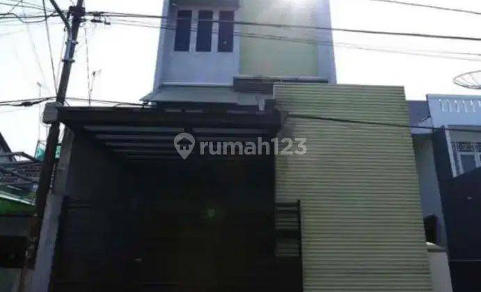 Rumah lokasi strategis di Tomang(TM147) 1