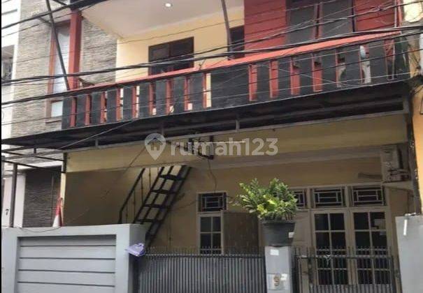 Rumah Lokasi strategis siap huni di Tomang(TM84) 1