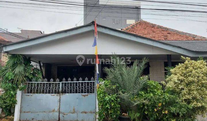 Rumah Hoek Ukuran Besar 165m2 Di Tomang(TM83) 2