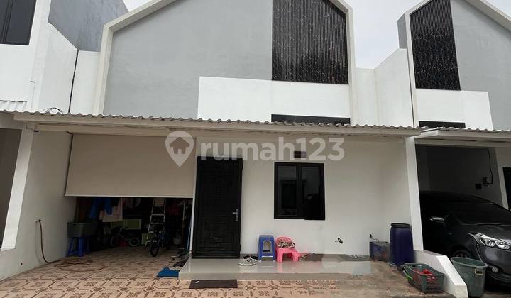 Rumah Siap Huni Bebas Banjir Di Jatiwaringin 1