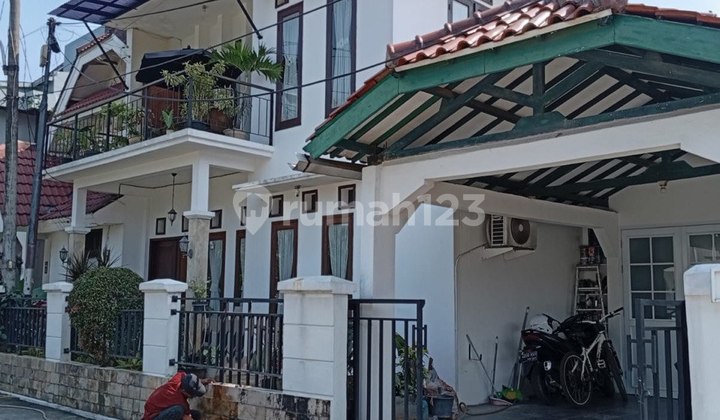 Rumah Hook Bebas Banjir di Jatibening Bekasi