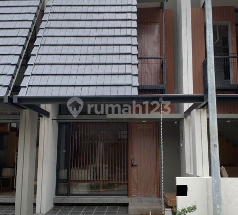 Rumah 2 Lantai Furnished di Cluster Fleekhauz H, Bsd City 1