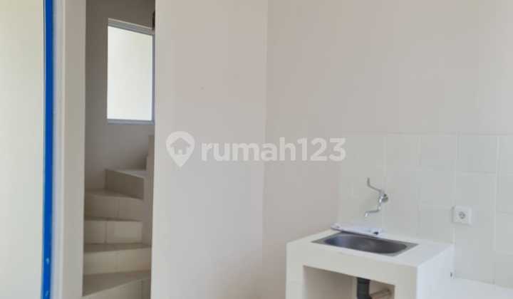 Disewakan Rumah Baru 2 Lantai di Vanya Park Cluster Azura, Bsd City 3