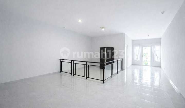 Rumah Strategis Dahlia Loka Graha Raya Akses Tol 2