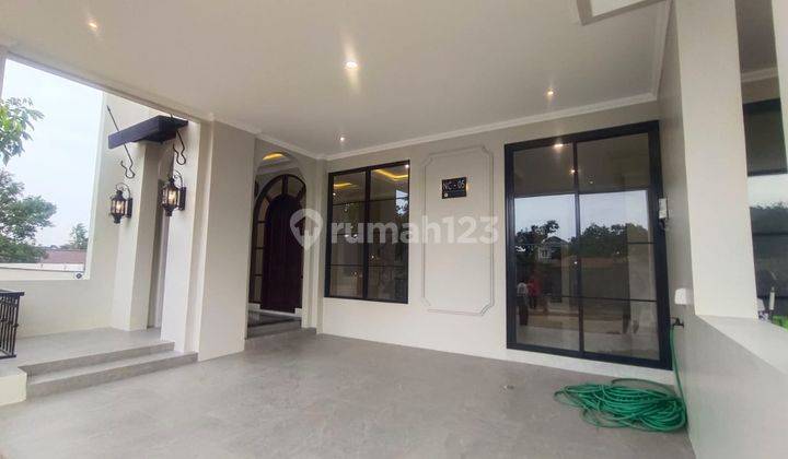 Hunian American Classic Di Jalan Durian Jagakarsa, Ada Rooftop 2