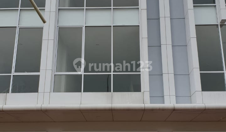 Ruko Bolsena Square 3 Lantai, Selangkah ke Papaya dan Sekolah UMN