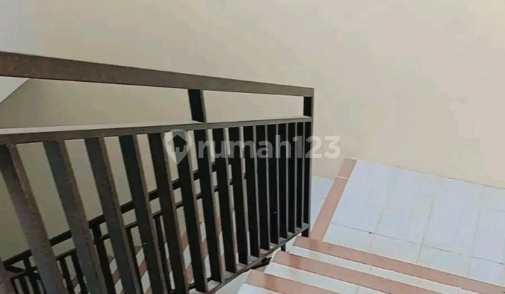 Rumah Mewah 2 Lantai Siap Huni Murah di Nongkosawit Gunungpati 1