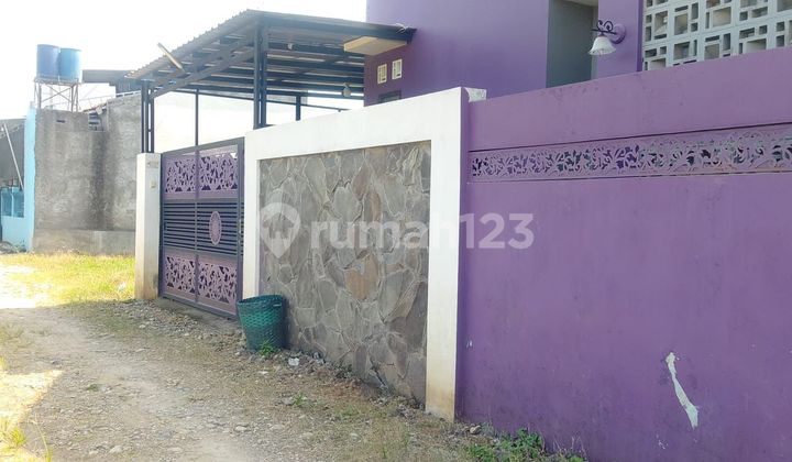 Ready-to-Occupy Exclusive Residence in a Strategic Location in Kudus Ready-to-Occupy Exclusive Residence in a Strategic Location in Kudus