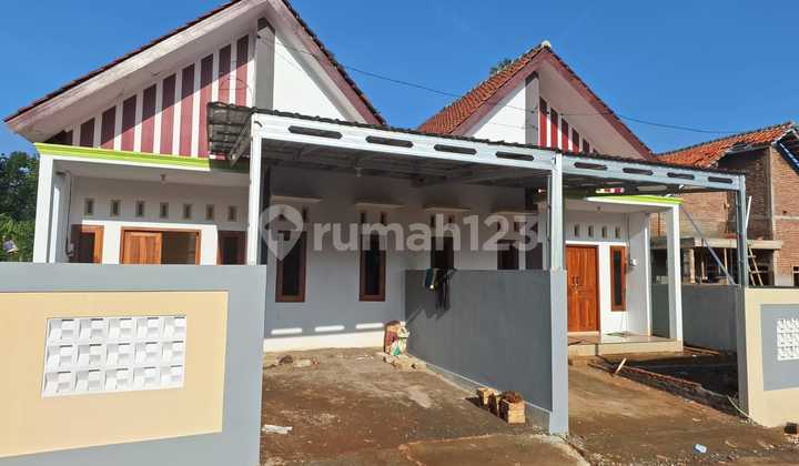 Ready-to-Occupy Exclusive Affordable Residence Free Fees in Ngijo Gunungpati 1