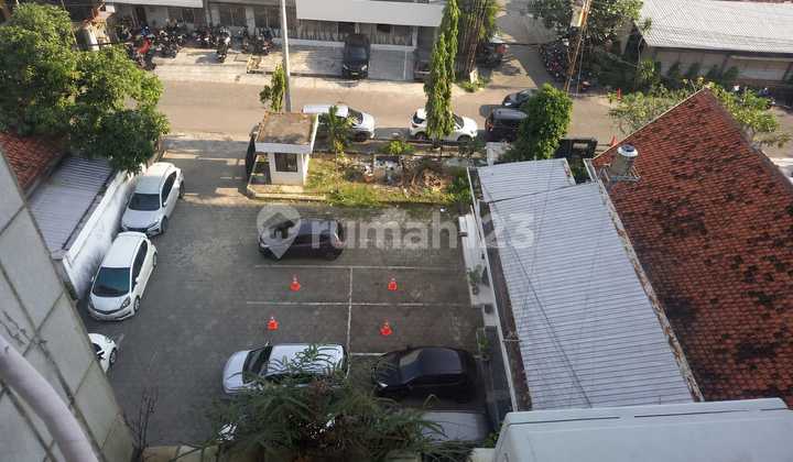 Affordable Building Suitable for Investment in Simpang Lima Semarang 1