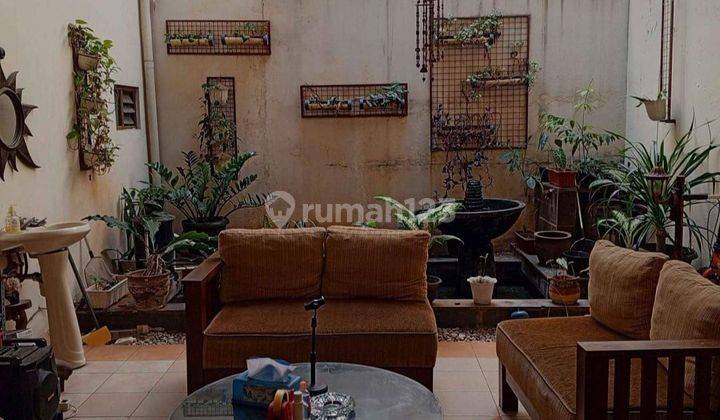 Jual Murah Rumah Mewah  2 Lt Malaka Sari 
duren Sawit Jakarta Timur
 2