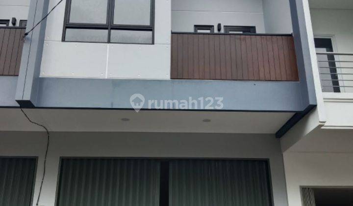 DI Jual Cepat Ruko Baru 2 Lt  Siap Usaha,Lokasi Strategis Harapan Indah Bekasi,Nego 1