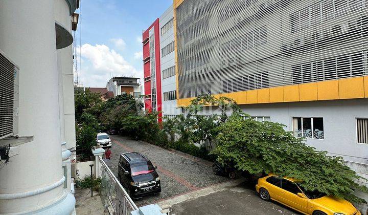 DIJUAL CEPAT RUKAN 3 Lt 
VILLA GADING INDAH
Kelapa Gading Jakarta Utara

LT 203 m² (20X10)
LB 600 m²
LISTRIK 4.400 Watt
KAMAR MANDI
PAM
HGB

HARGA 6.5 M 
NEGO

yonggpkg 1