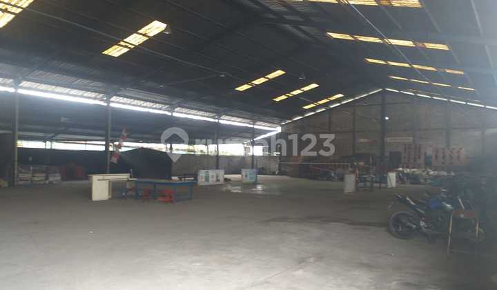 For Sale Land And Ready-To-Use Building East Karawang For Sale Land And Ready-To-Use Building East Karawang