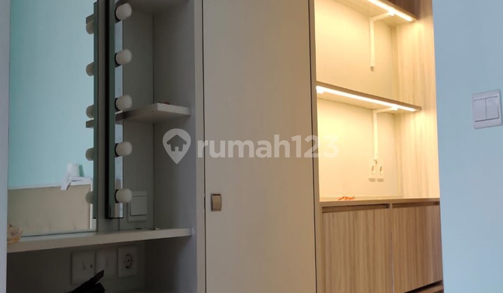Studio 29 m Tinggal Bawa Koper , Terawat , Siap AJB 2