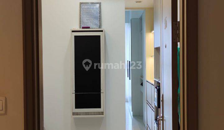 Studio 29 m Tinggal Bawa Koper , Terawat , Siap AJB 2