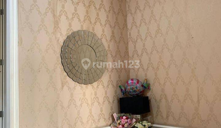 Rumah Cantik Putih Minimalis Hook Lt 300m 2