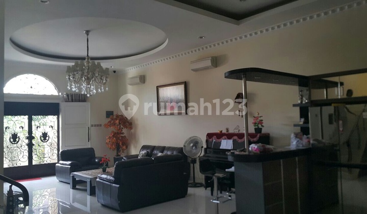 Dijual Rumah Muara Karang. Luas 10X18. 3 Lantai Full, Furnish 2