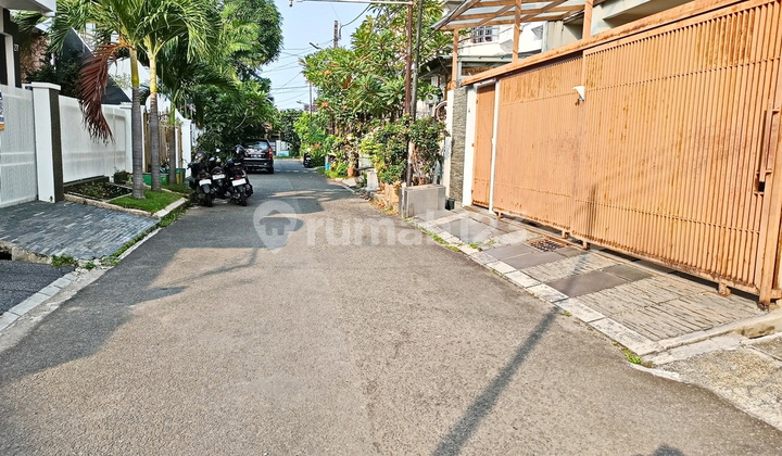 Rumah Modern Siap huni Di Rawamangun Jakarta Timur 2