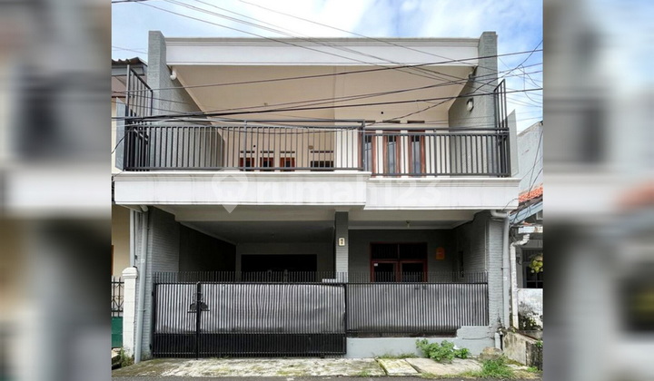 Rumah Modern Bagus di Kayu Putih Rawamangun Jakarta Timur Rumah Modern Bagus di Kayu Putih Rawamangun Jakarta Timur