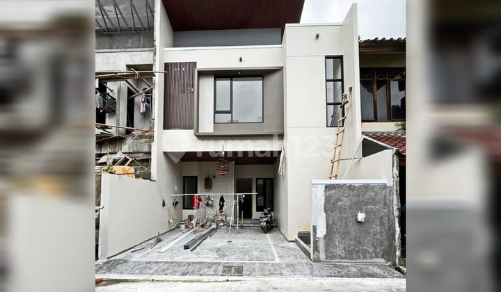 Rumah Baru Modern Minimalis di Rawamangun Jakarta Timur