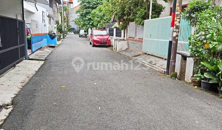 Modern Nice House Ready to Live In Rawamangun East Jakarta 2