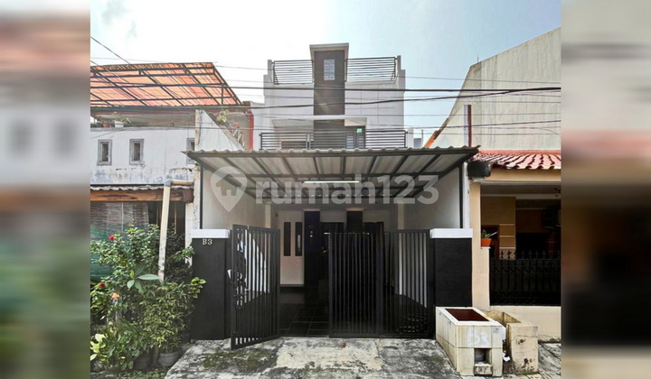 Rumah Bagus Modern + Rooftop Siap Huni Rawamangun Jakarta Timur Rumah Bagus Modern + Rooftop Siap Huni Rawamangun Jakarta Timur
