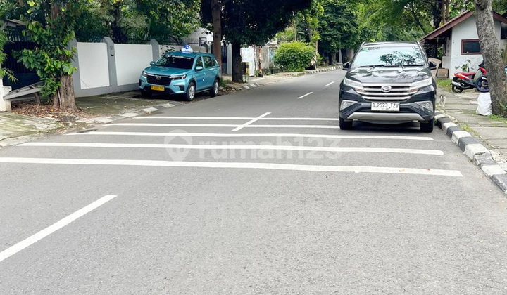 Rumah Modern Bagus Siap Huni di Pusat Bisnis Rawamangun Jaktim 2