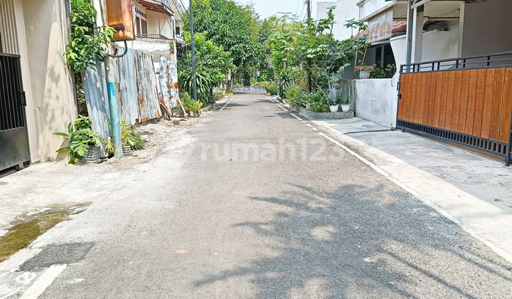 Modern Minimalist New House in Rawamangun East Jakarta 2