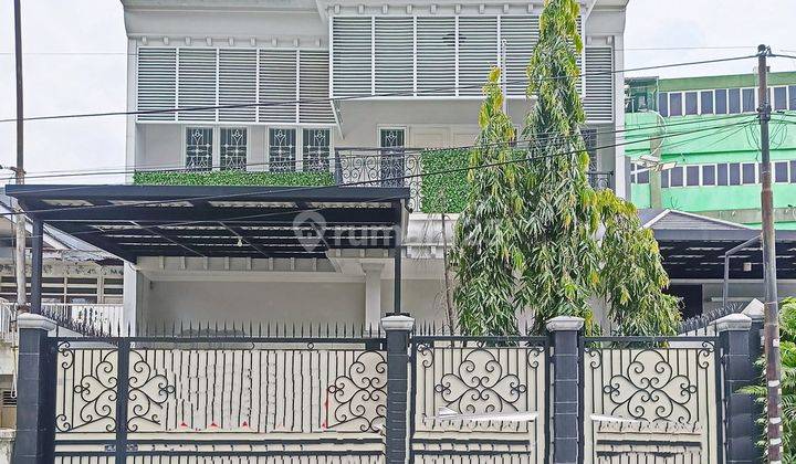 Rumah Mewah Bagus Lokasi Strategis Di Rawamangun Jakarta Timur 1