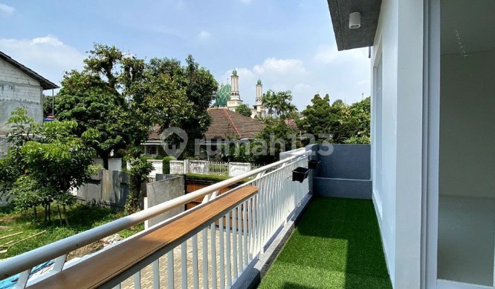 Rumah 2 Lantai Baru di Cinere, Depok, Free Bphtp 2