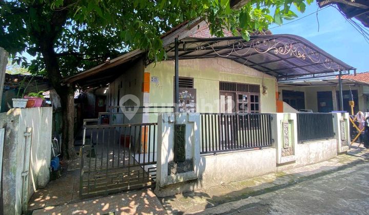 Pancoran Mas Termurah Satu Lantai Halaman Luas 1