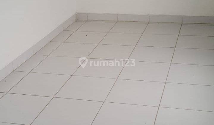 Ruko Strategis di Boulevard Villa Melati Mas 8