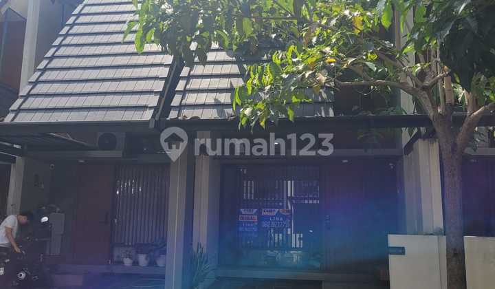 Dijual rumah full furnish di Fleekhauz