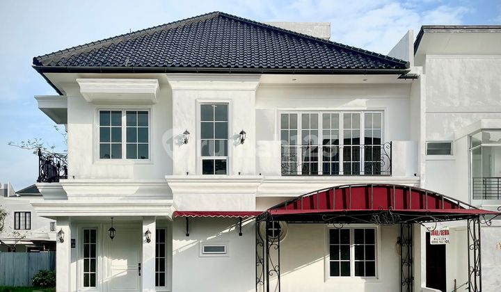 Brand new rumah American Classic di The Icon BSD  1