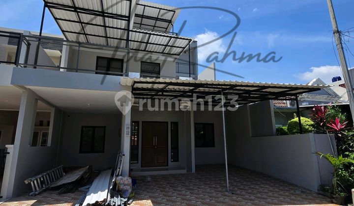 Rumah 3 Lantai Kamar Tidur 6 Lokasi Strategis Di Bsd City