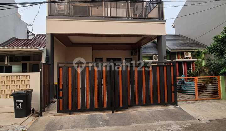 Rumah Bagus Rapih Dekat Tol Di Serpong Park