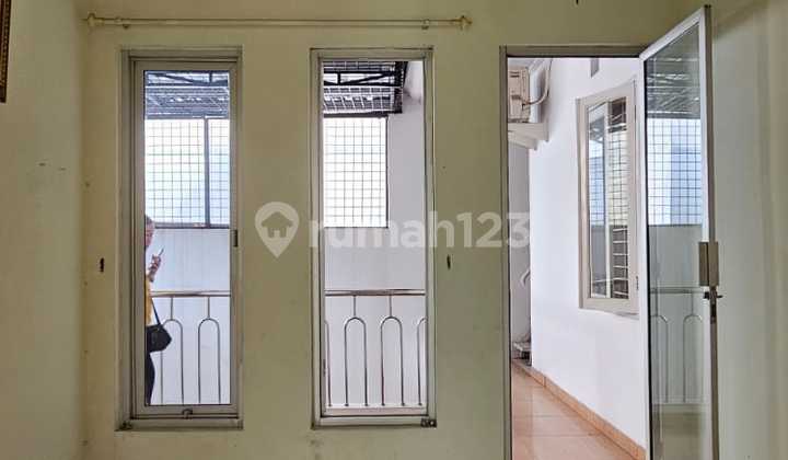 Affordable and Neat House Near Hospital and Toll Road in Puspitaloka BSD 2