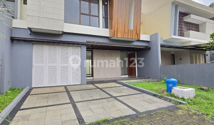 Rumah Siap Huni Depan Taman Dekat Ice Bsd dan Tol 2