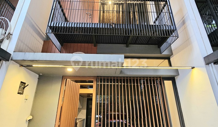 Fleekhouz Ready-to-Occupy Affordable House in Bsd City Fleekhouz Ready-to-Occupy Affordable House in Bsd City