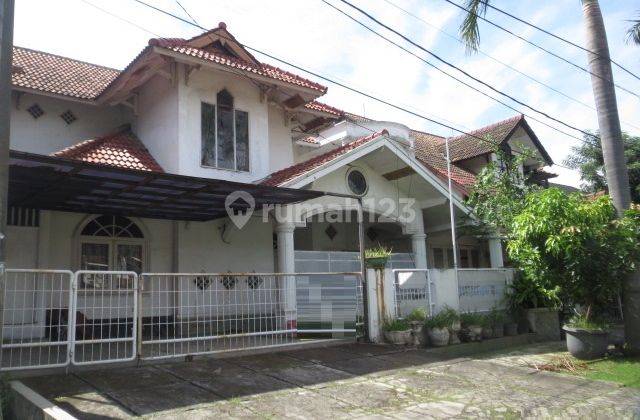 Rumah Besar di Kemang Pratama Bekasi 1