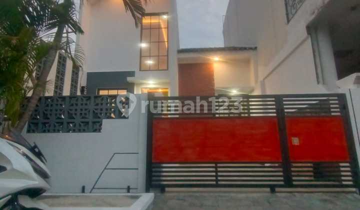 Minimalist House in Graha Harapan Bekasi 2