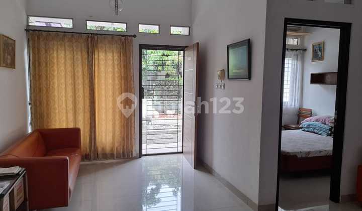 Rumah Siap Huni di Kemang Pratama 1 2