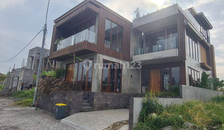 VILLA DEKAT PANTAI CEMAGI DENGAN VIEW SAWAH dan OCEAN 1