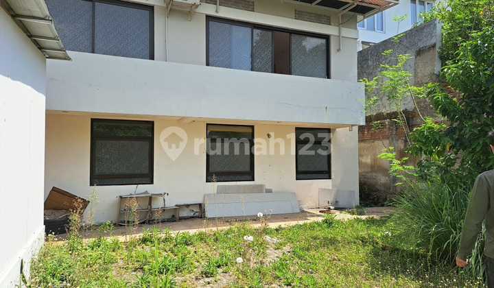 Jual Cepat Rumah Hitung Tanah Area:komp. Kota Baru Parahyangan Cluster Jingganagara