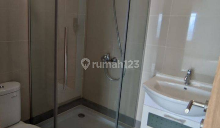 Apartement Maqna Residence Apartement 3 BR Furnished Bagus 2