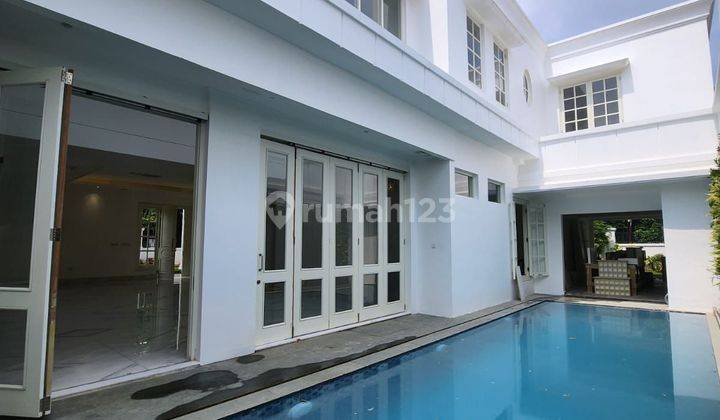 Rumah Rumah di Menteng di Menteng 2 Lantai 2 Lantai SHM Baru 1