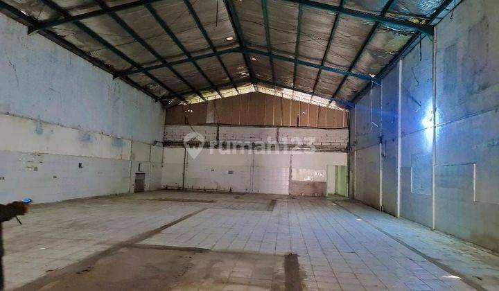 Gudang di Jalan Meruya Utara 1000 m SHM Bagus