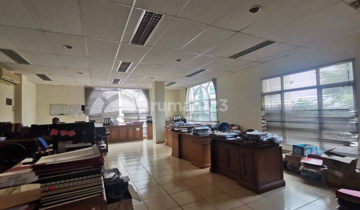 Ruko di Business Park Kebon Jeruk, Jakarta Barat 330 m Bagus SHM 2